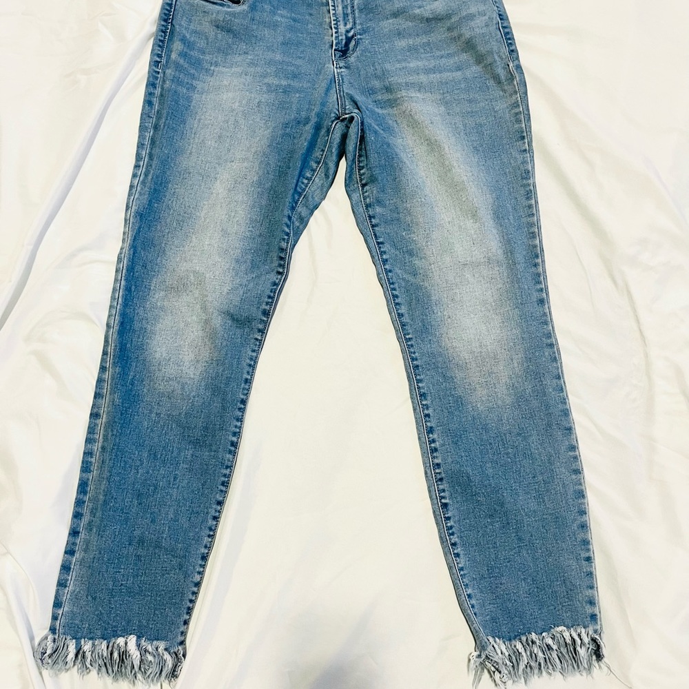 Old Navy, Size 12, Mid Rise, Frill bottom Jeans